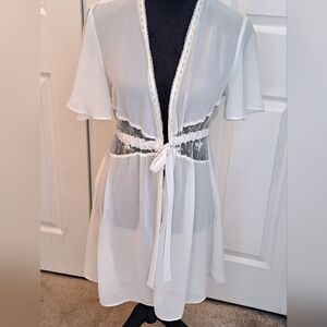Vintage Flora Sheer Robe/Coverup With Lace Panels    Size S